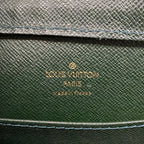 Louis Vuitton Second Bag Taiga Baikal Epi Sea Leather — view 9