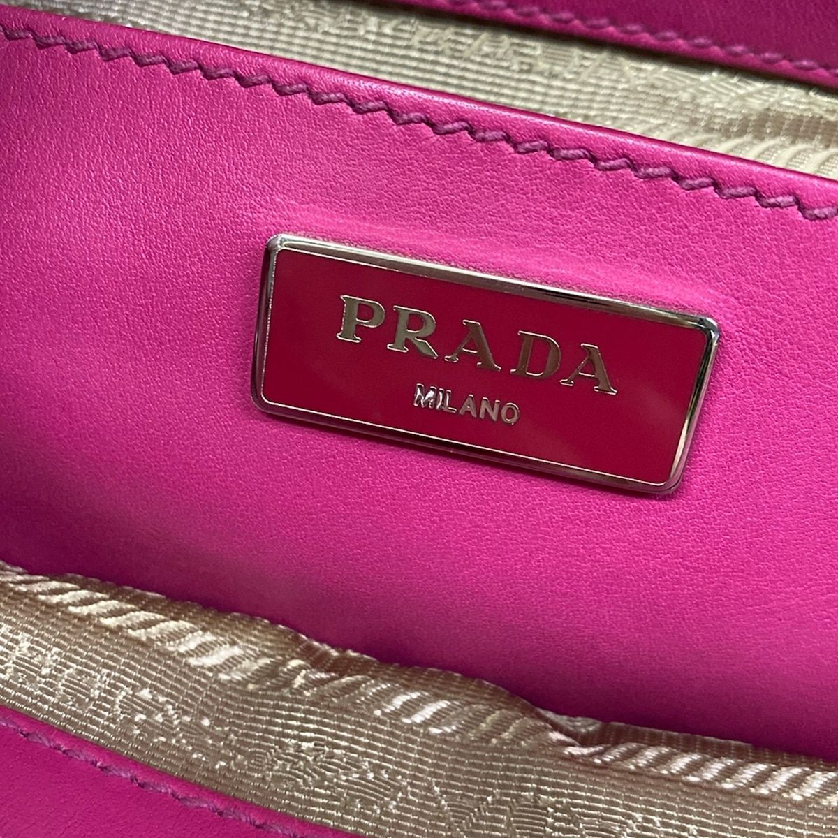 Prada Handbag Canapa City Beige Pink Leather — view 9