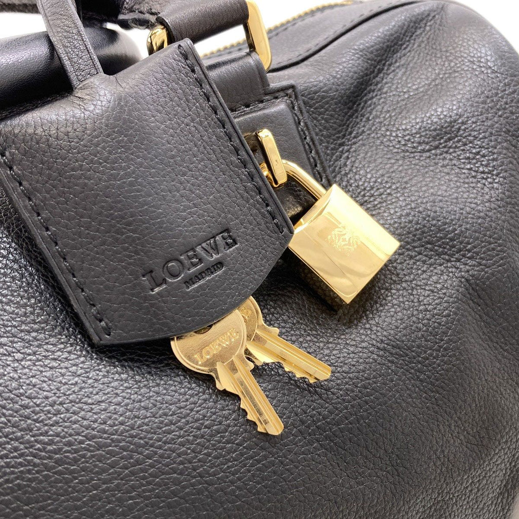 Loewe Amazona 2-Way Handbag Lambskin — view 9