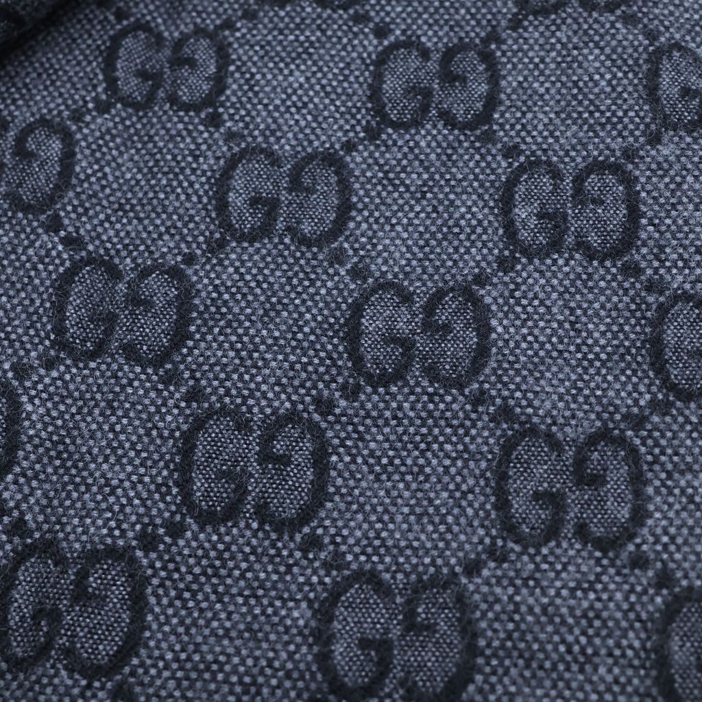 Gucci GG Jacquard Scarf Wool Gray — view 4