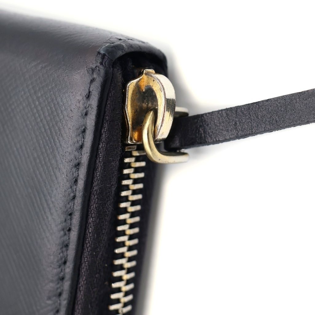 Prada Round Zip Leather Coin Case Black — view 5