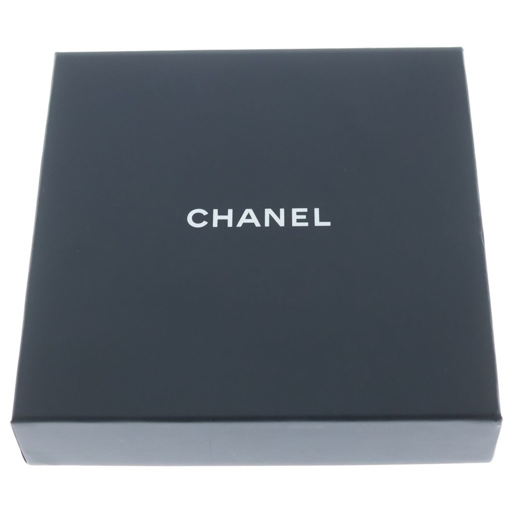 Chanel Faux Pearl Red Resin Necklace a CC Logo — view 6