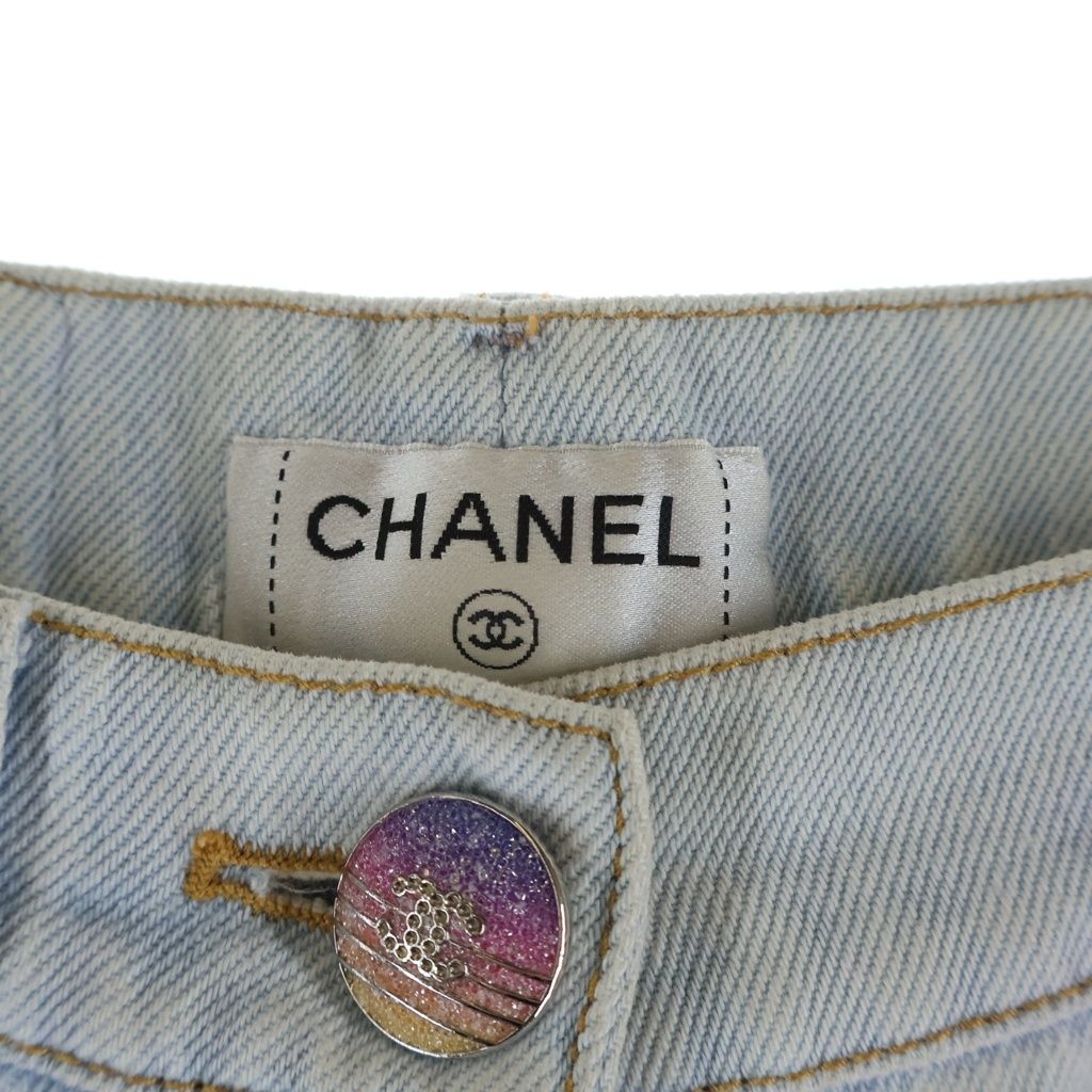 Chanel CC Logo Button Gradient Wide Denim Pants Indigo — view 6
