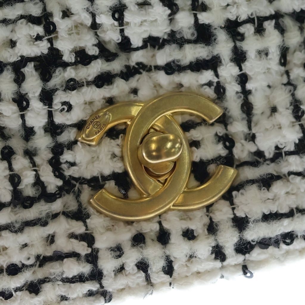 Chanel Quilted Top Handle Mini Flap Tweed Lambskin Gold Chain Shoulder — view 6