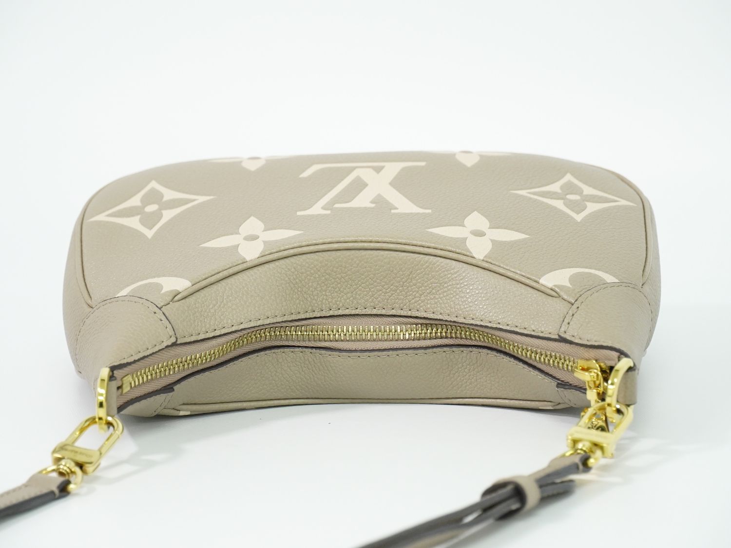 Louis Vuitton LV Bagatelle NM Bicolor Monogram Empreinte Leather 2-Way Shoulder — view 5