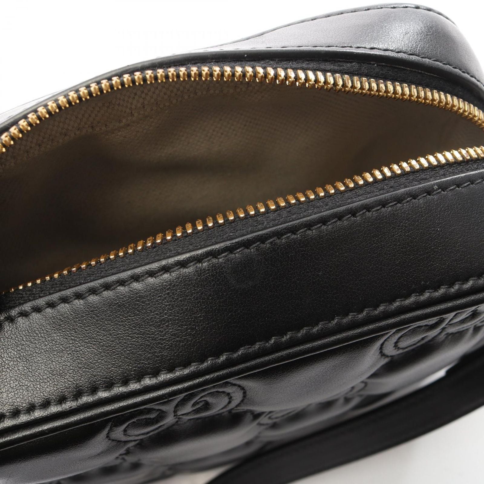 Gucci Shoulder Bag GG Matelasse Small Black Leather — view 7