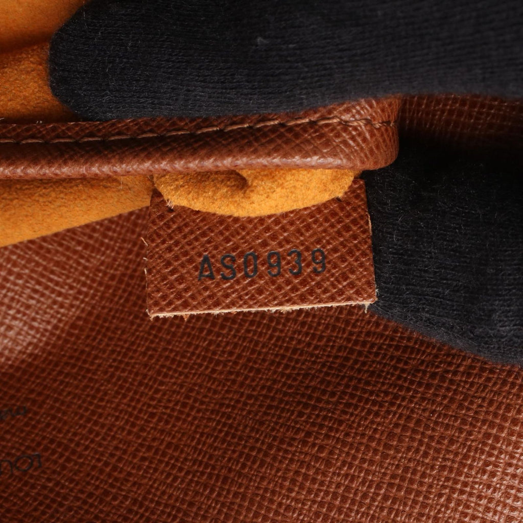 Louis Vuitton Shoulder Bag Musette Salsa Short Strap Monogram Canvas Leather — view 5