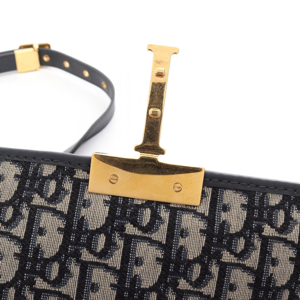 Dior Shoulder Bag 30 Montaigne Oblique Navy Canvas Leather — view 7