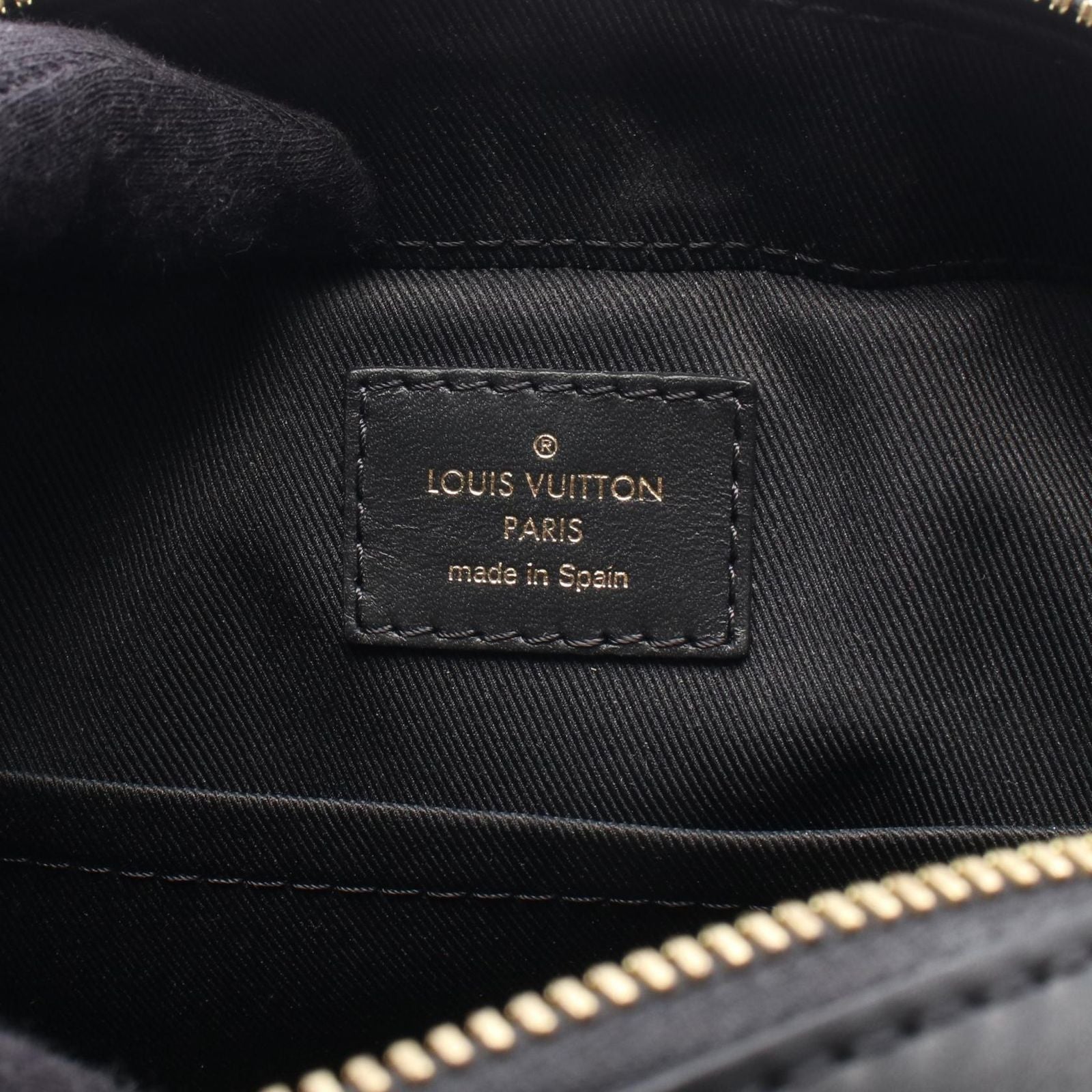 Louis Vuitton Shoulder Bag Saintonge Noir Canvas Leather — view 4