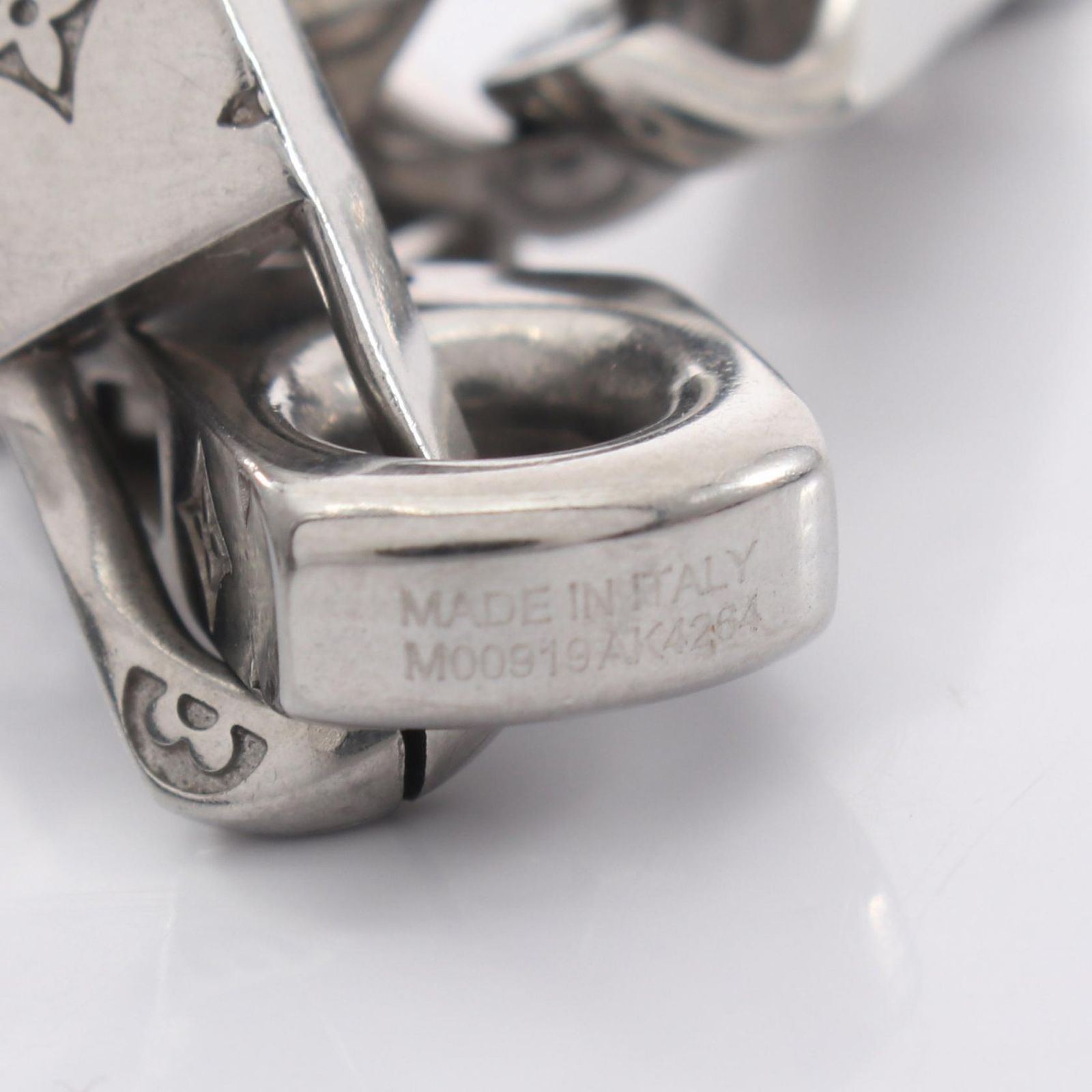 Louis Vuitton Necklace Monogram Tied Up Silver Stainless Steel — view 5