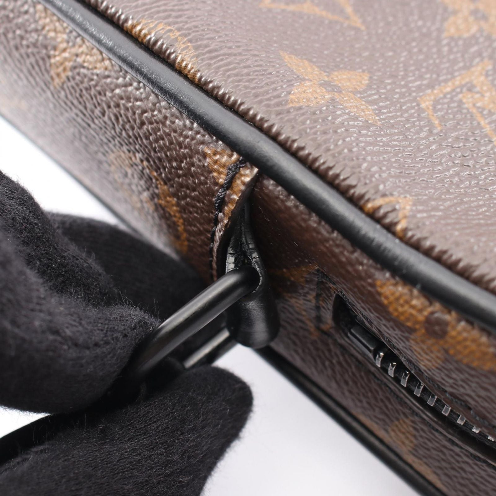 Louis Vuitton Shoulder Bag Christopher Wearable Wallet Canvas Leather — view 7