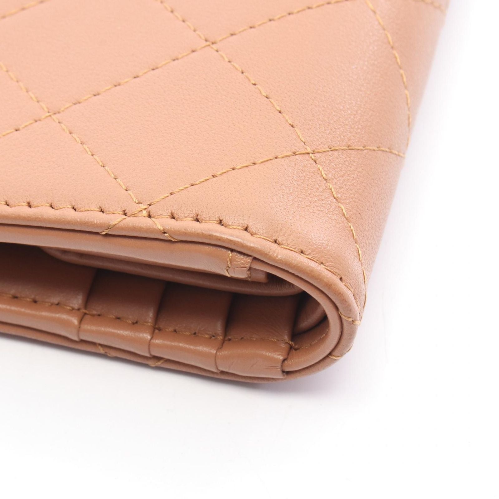 Chanel Bifold Wallet Quilted Camel Leather — view 8