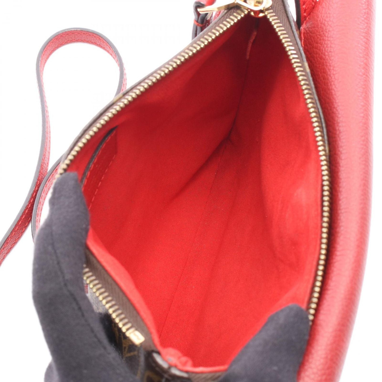 Louis Vuitton Shoulder Bag Monogram Cerise Canvas Leather — view 3