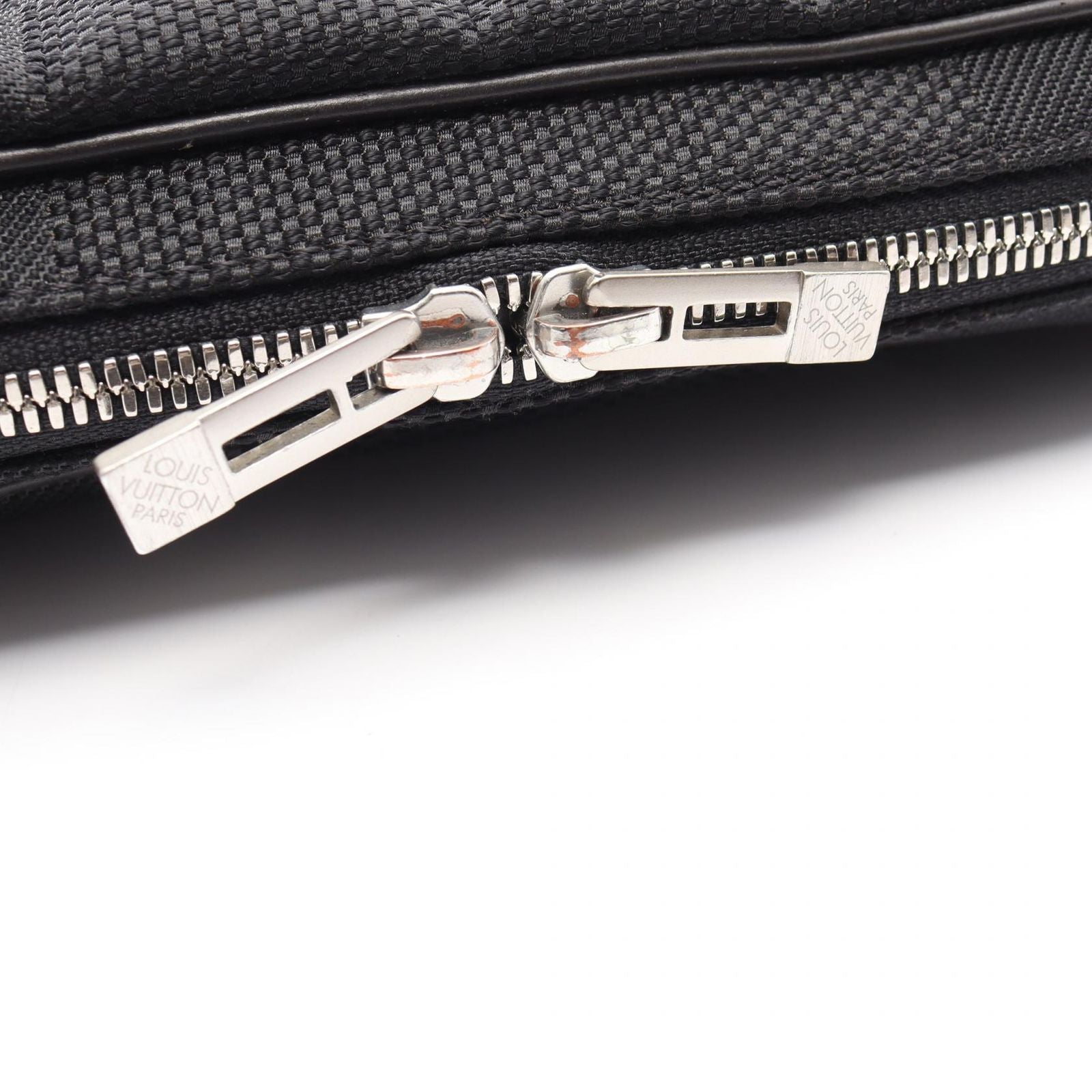 Louis Vuitton Waist Bag Acrobat Leather — view 9