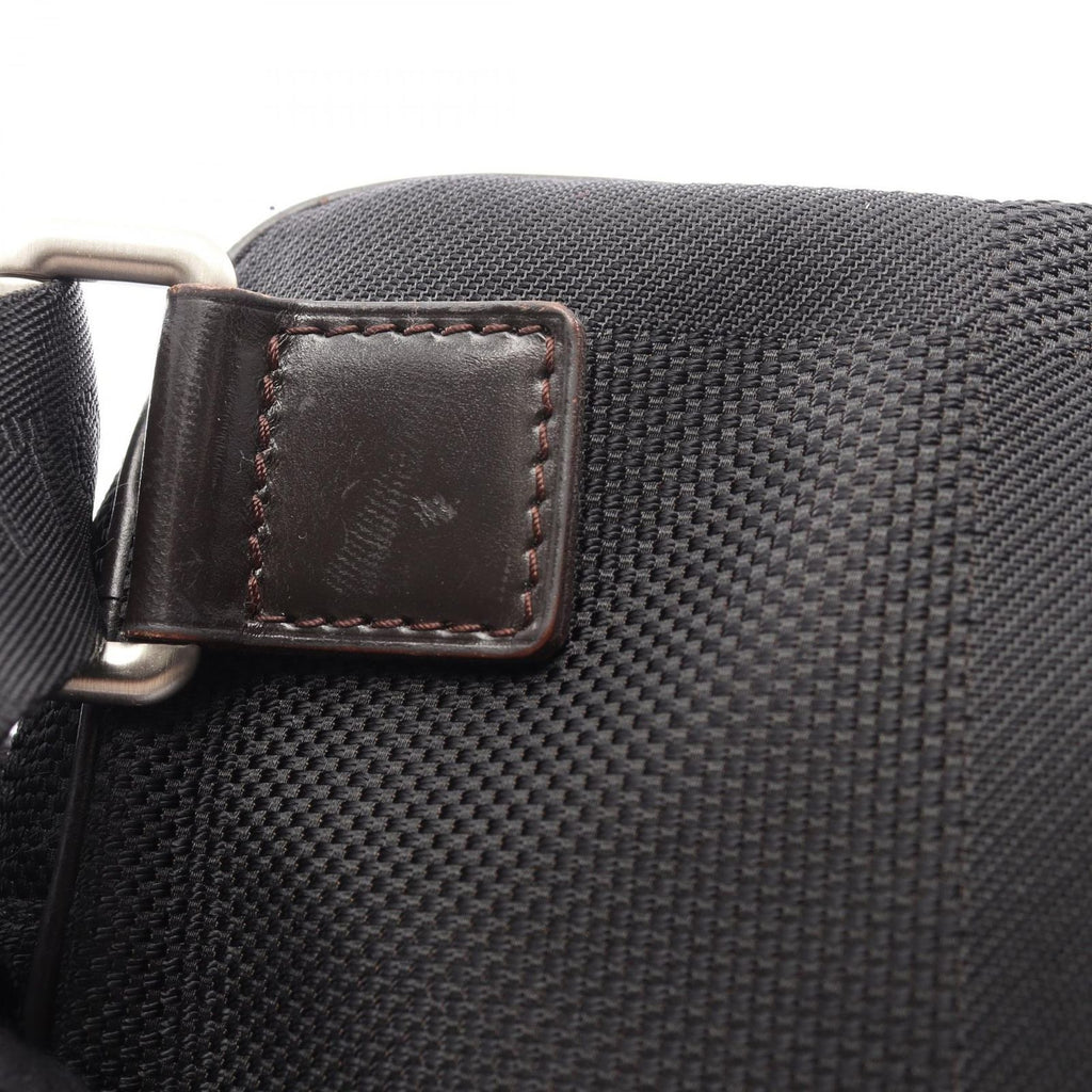 Louis Vuitton Waist Bag Acrobat Leather — view 8