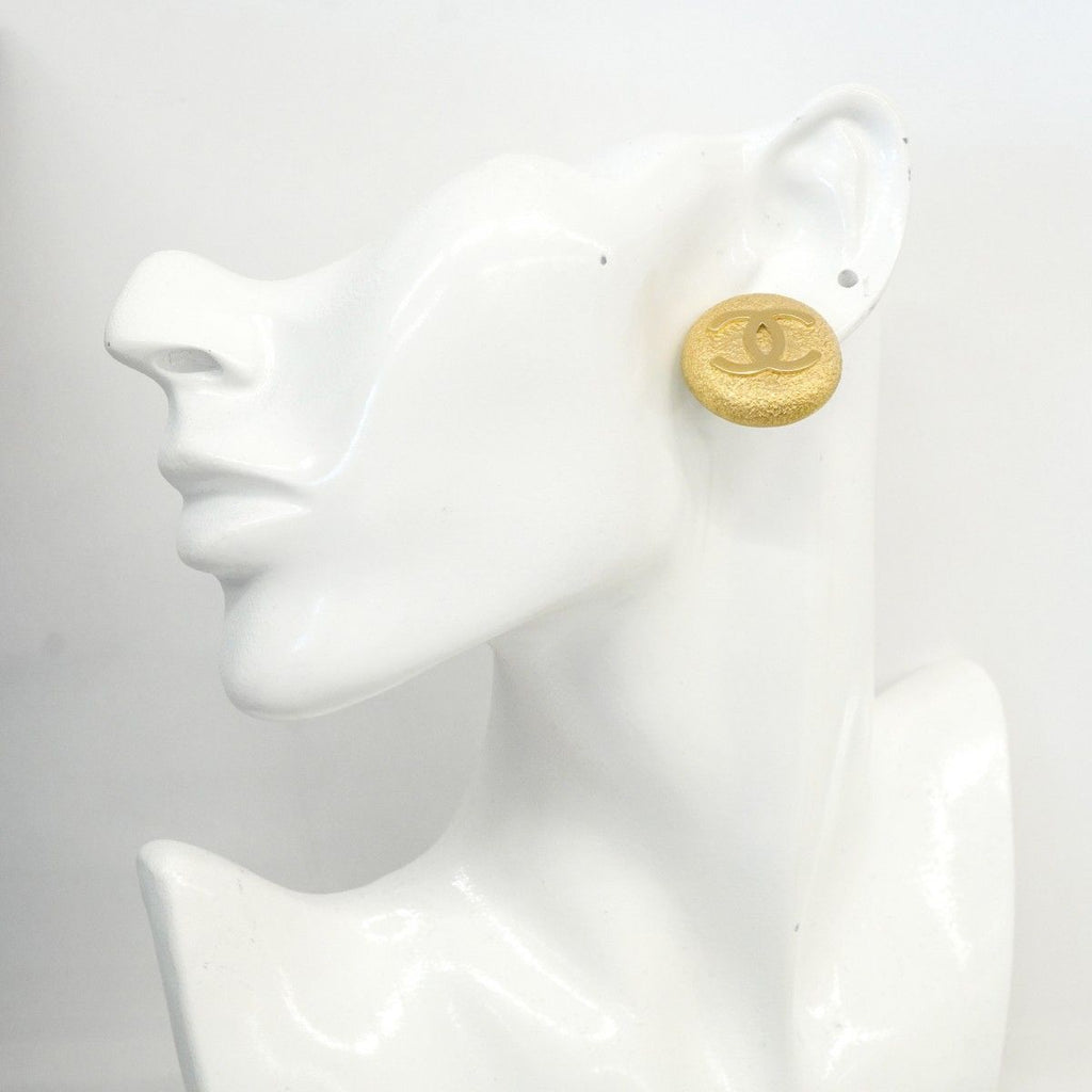 Chanel Earrings Vintage CC Logo Round — view 5