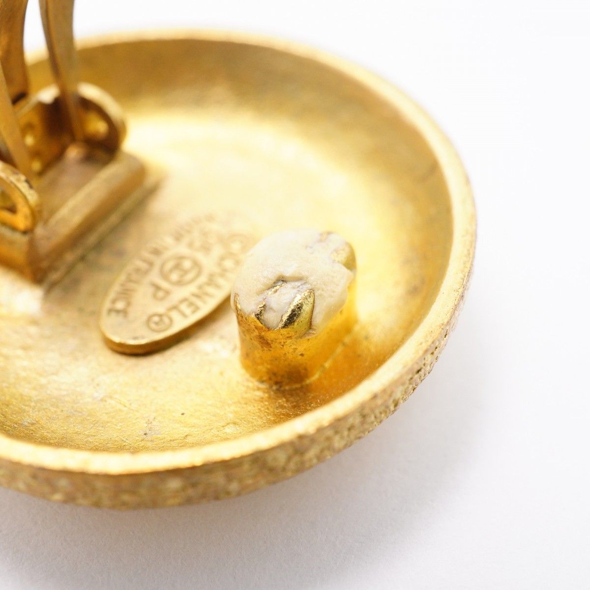 Chanel Earrings Vintage CC Logo Round — view 6