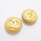 Chanel Earrings Vintage CC Logo Round — view 2