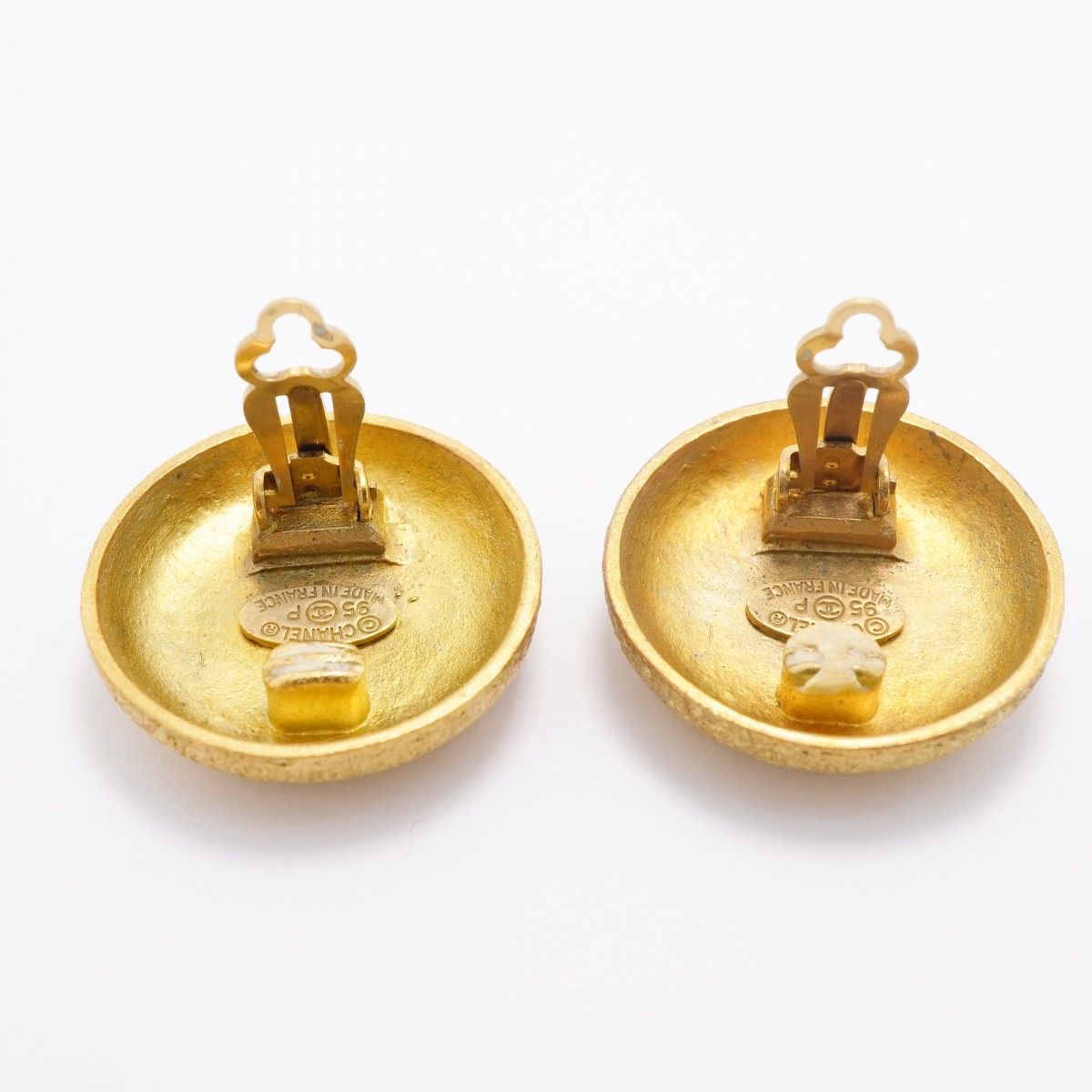 Chanel Earrings Vintage CC Logo Round — view 7