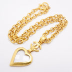 Chanel Necklace Vintage CC Logo Loupe Heart Motif Gold Plated — view 3
