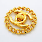Chanel Brooch Vintage CC Logo Turnlock Gold Plated — view 2