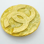 Chanel Brooch Vintage CC Logo Gold Plated — view 8
