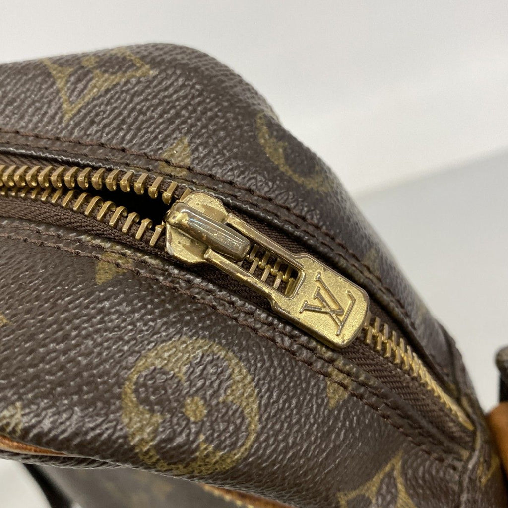 Louis Vuitton Shoulder Bag Monogram Danube MM Brown — view 8