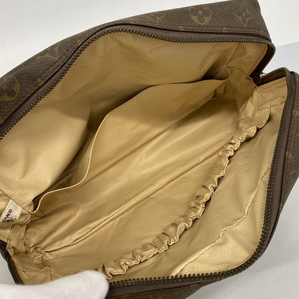 Louis Vuitton Pouch Monogram Trousse Toilette 28 Brown — view 4