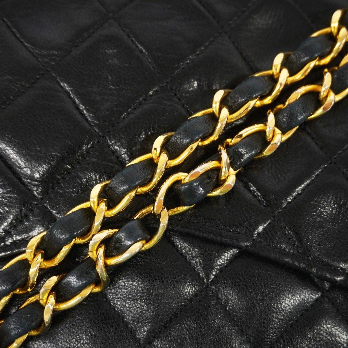 Chanel Shoulder Bag Quilted Lambskin Black Gold — view 7