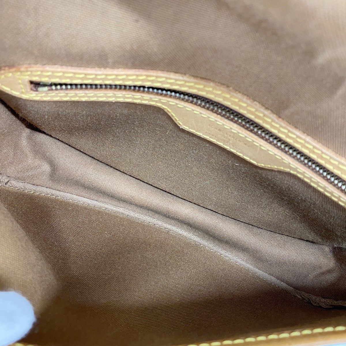 Louis Vuitton Shoulder Bag Monogram Gibessiere PM Brown — view 4