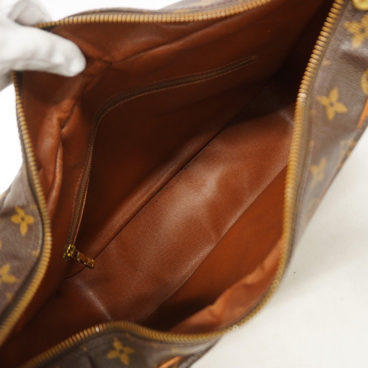 Louis Vuitton Shoulder Bag Monogram Boulogne 35 Brown — view 4