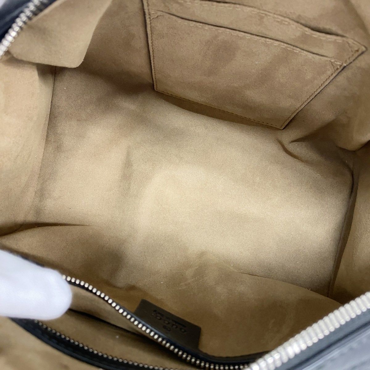 Gucci Handbag GG Supreme Black Silver — view 4
