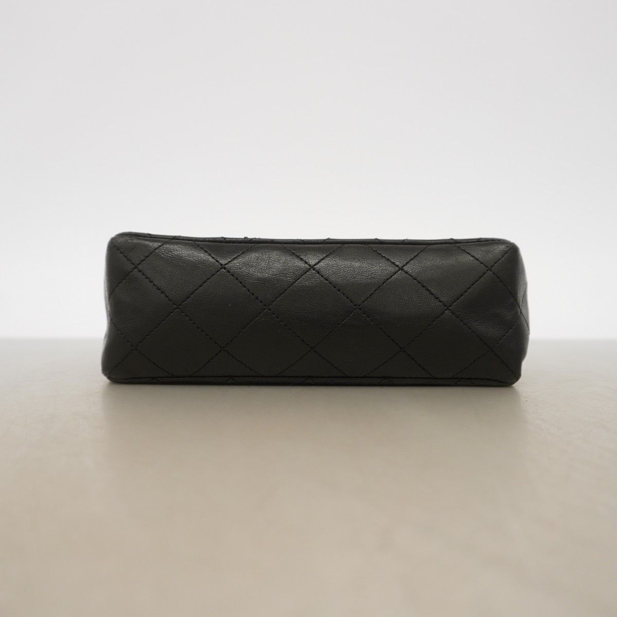 Chanel Shoulder Bag Quilted Lambskin Black Gold — view 3