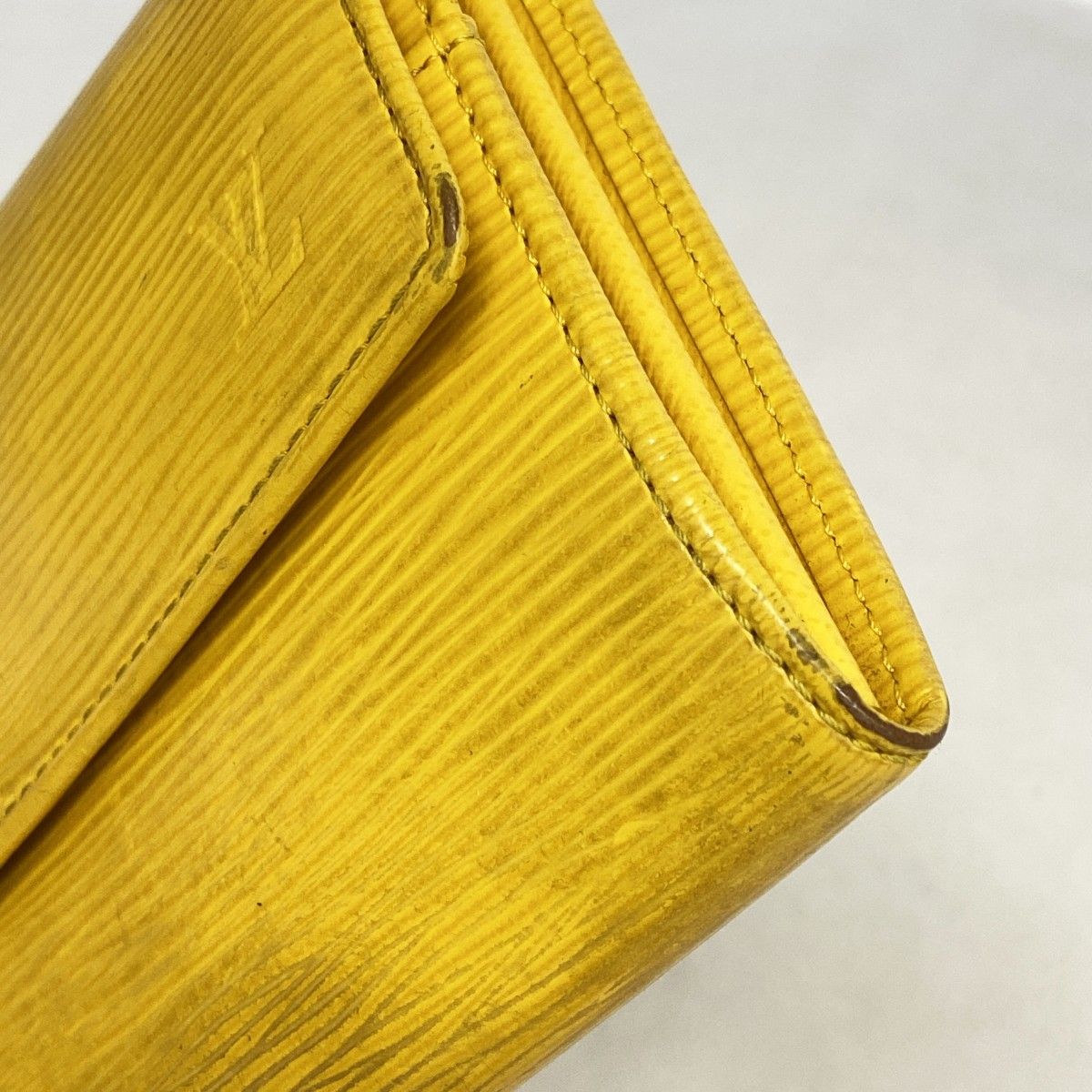 Louis Vuitton Wallet Epi Portefeuille Sarah Citron — view 6