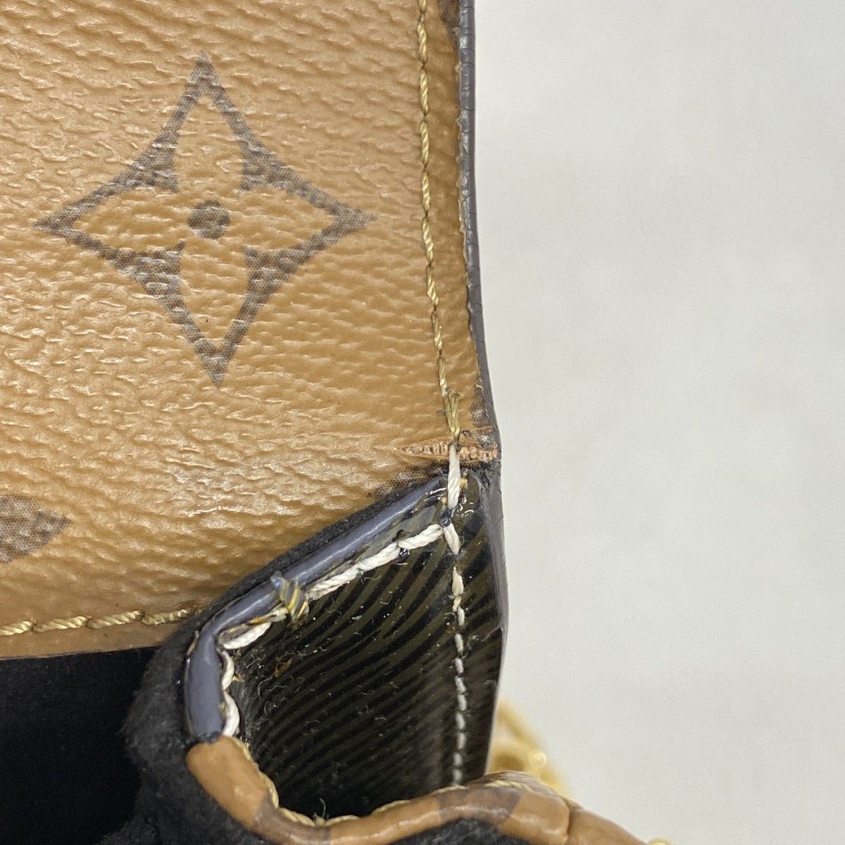 Louis Vuitton Handbag Shiny Epi Monogram Reverse Pochette Metis Mini Gray Brown — view 7