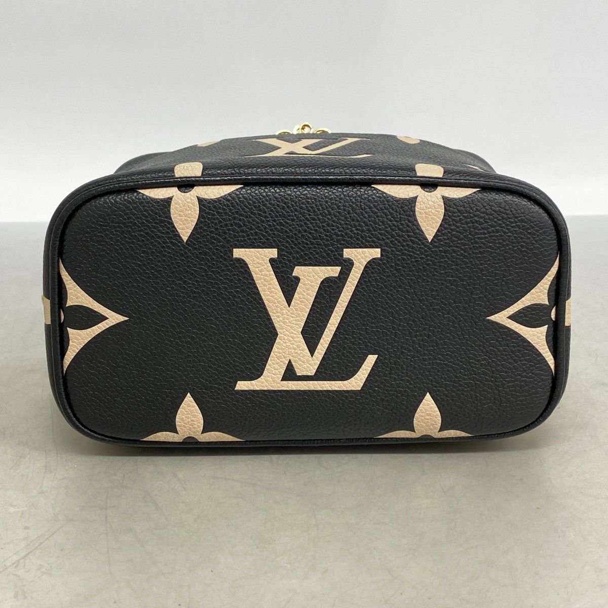 Louis Vuitton Vanity Bag Monogram Empreinte Bicolor PM Black Beige 2-Way — view 3