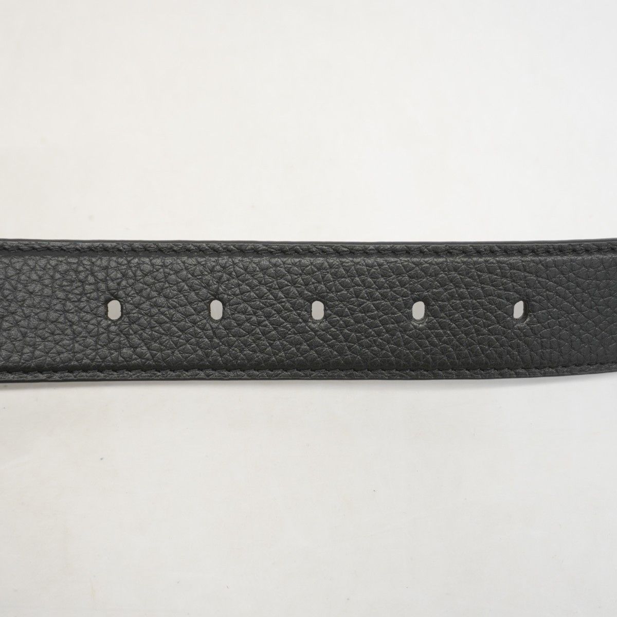 Louis Vuitton Belt Heritage 35 Black — view 4
