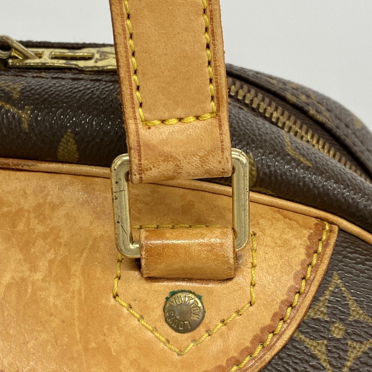 Louis Vuitton Handbag Monogram Excursion Brown — view 9