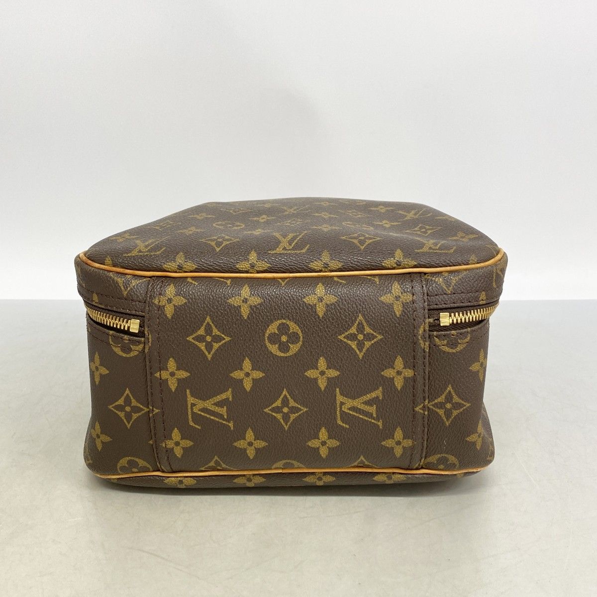 Louis Vuitton Handbag Monogram Excursion Brown — view 3