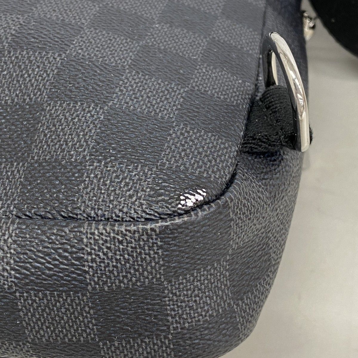 Louis Vuitton Belt Bag Damier Graphite Avenue Black Gray — view 6