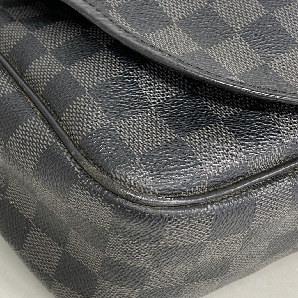 Louis Vuitton Shoulder Bag Damier Graphite Daniel MM Black Gray — view 7