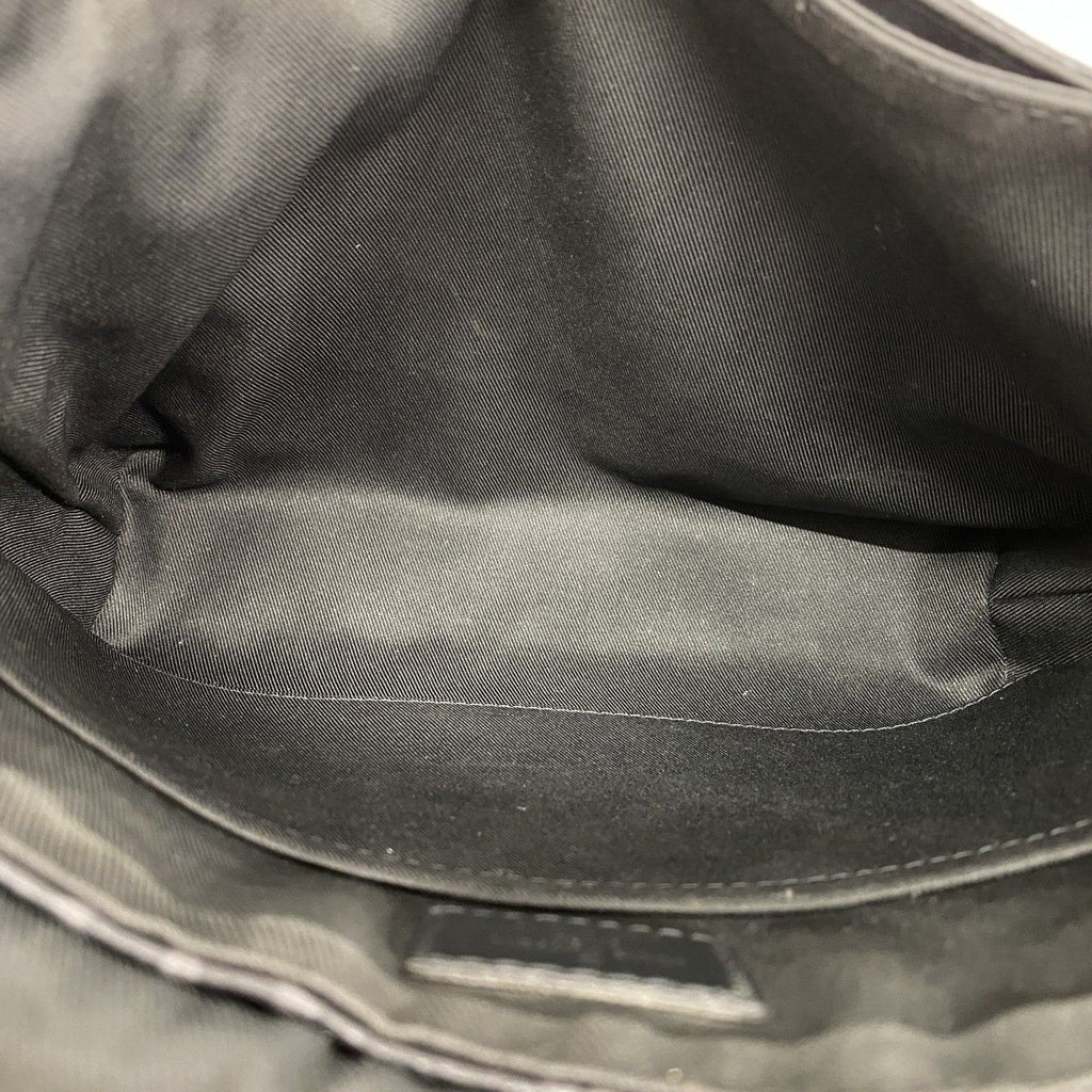 Louis Vuitton Shoulder Bag Monogram Eclipse District PM Black — view 4
