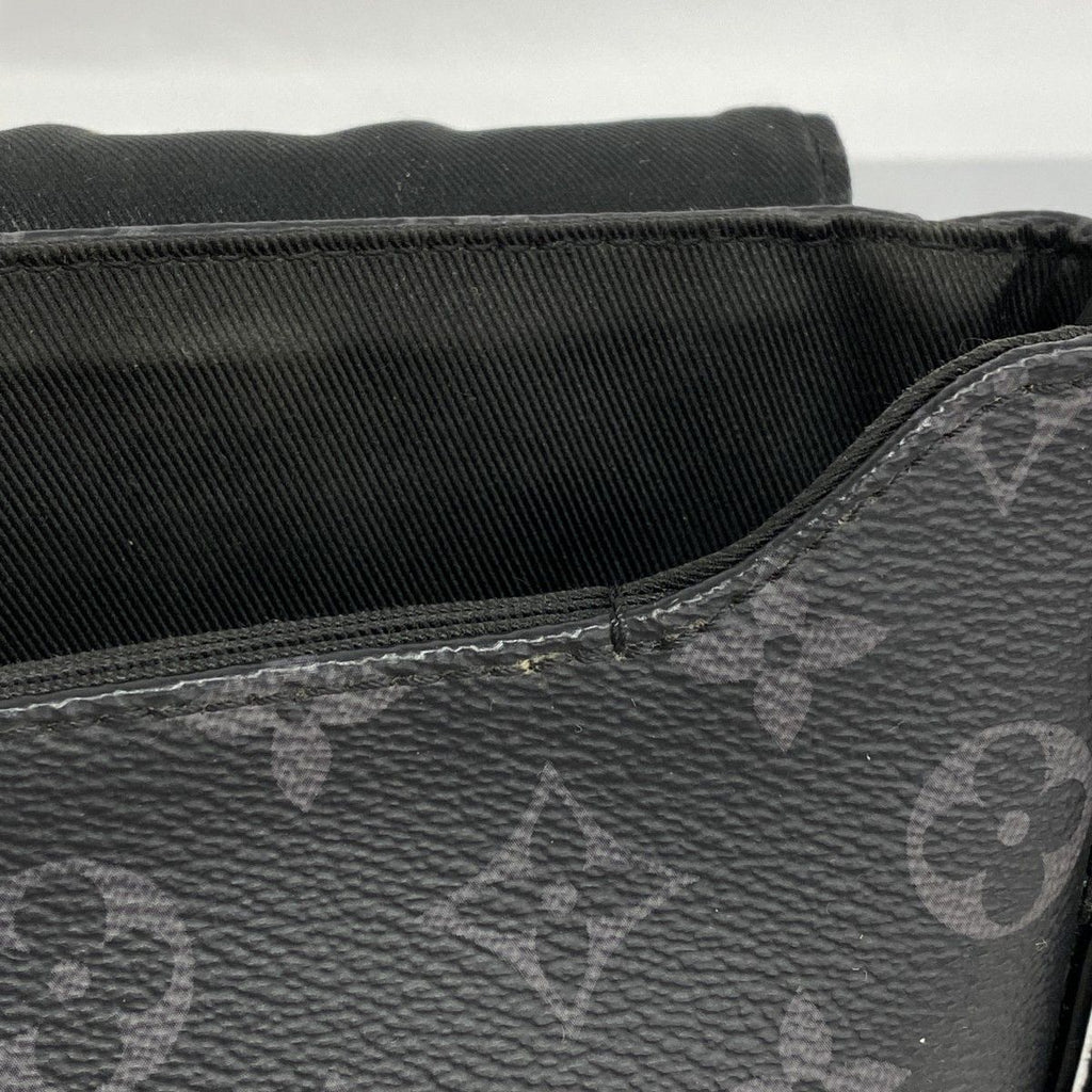Louis Vuitton Shoulder Bag Monogram Eclipse District PM Black — view 7