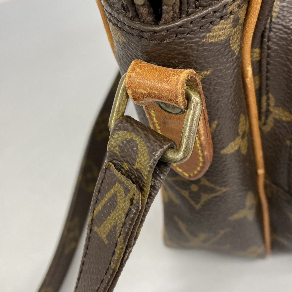 Louis Vuitton Shoulder Bag Monogram Amazon Brown — view 8