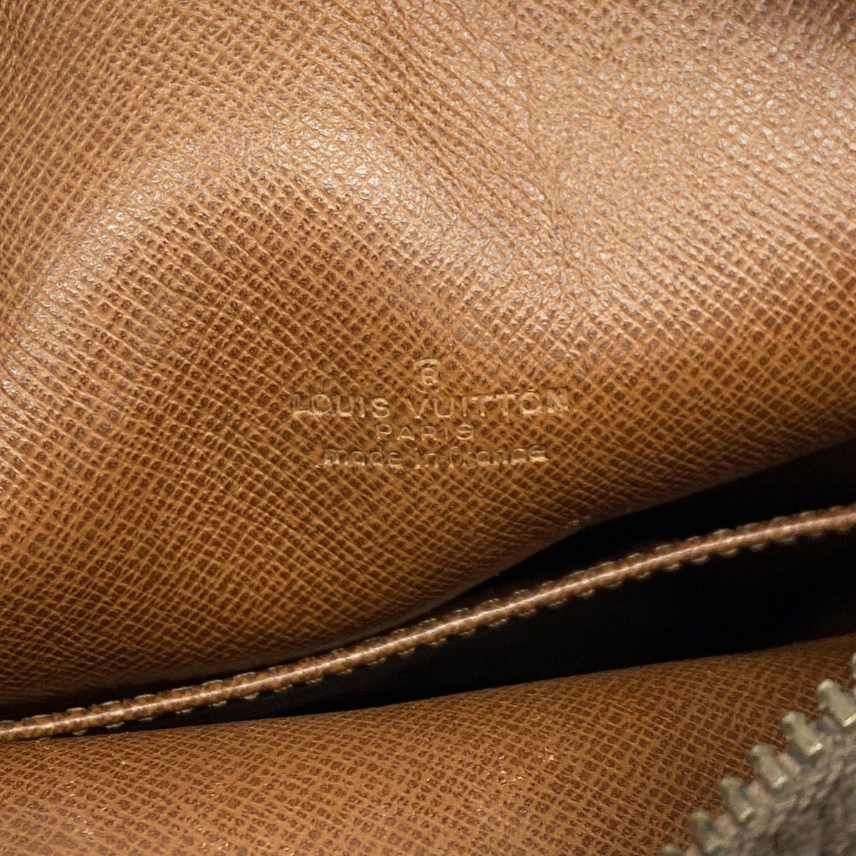 Louis Vuitton Shoulder Bag Monogram Amazon Brown — view 5