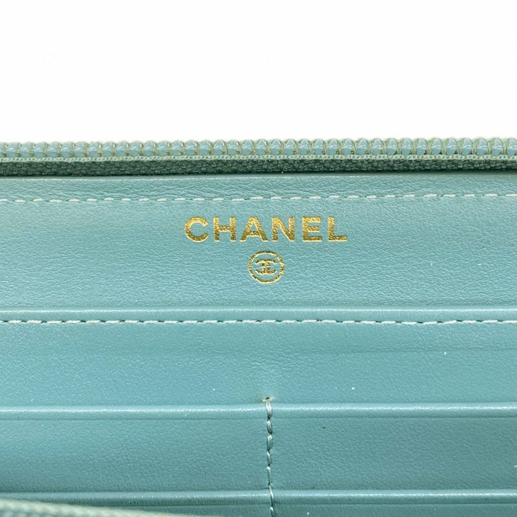 Chanel Wallet Boy Caviar Leather Blue Gold — view 4