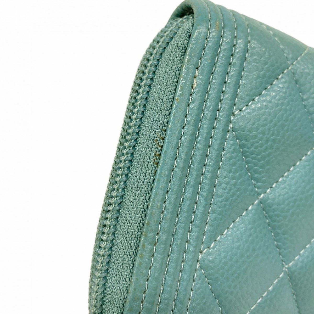 Chanel Wallet Boy Caviar Leather Blue Gold — view 5
