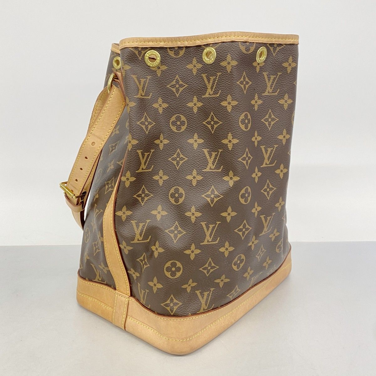Louis Vuitton Shoulder Bag Monogram Noe Brown — view 2