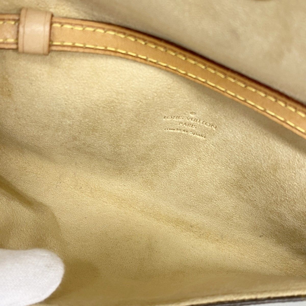 Louis Vuitton Shoulder Bag Monogram Pochette Twin PM Brown — view 4
