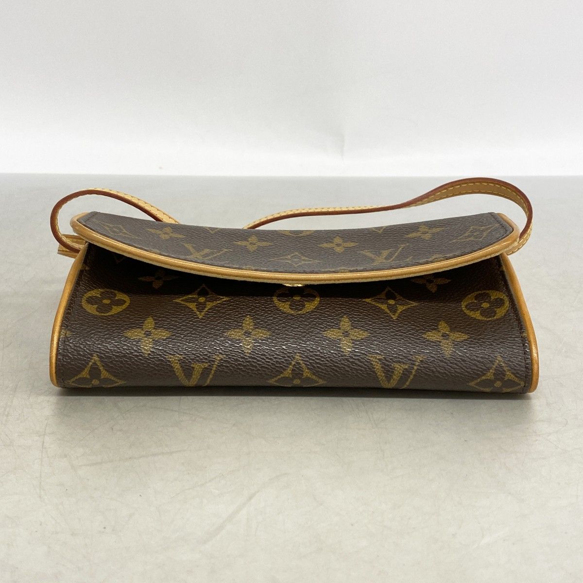 Louis Vuitton Shoulder Bag Monogram Pochette Twin PM Brown — view 3